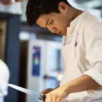 Mosu Seoul Issues Official Apology After Serving Cheaper Wine Vintage to Customer