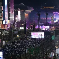 BTS Gwanghwamun Comeback Show Boosts Foreign Tourist Stays and Spending