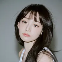 Kang Mi-na Denies I.O.I Feud Rumors: Members Talk Almost Every Day